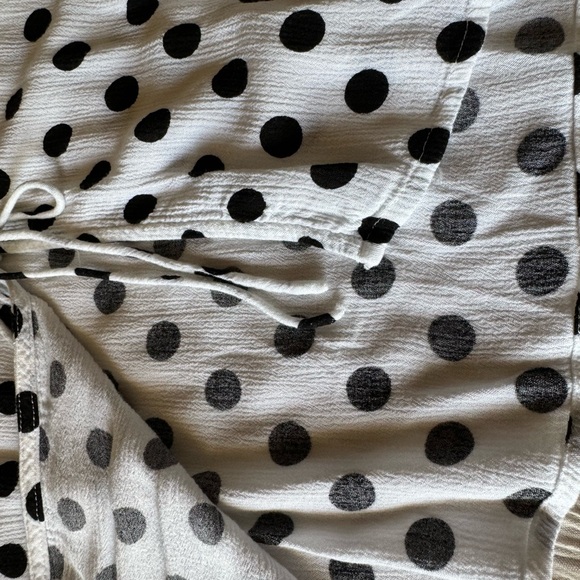 Tie up top - Picture 3 of 3